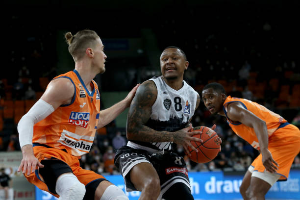 就面临挑战 就面临挑战