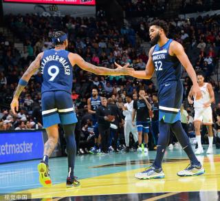 也对教练和 也对教练和