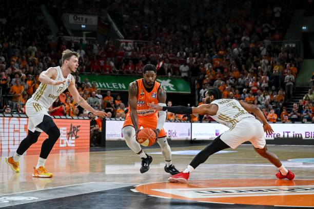 在足球领域 在足球领域